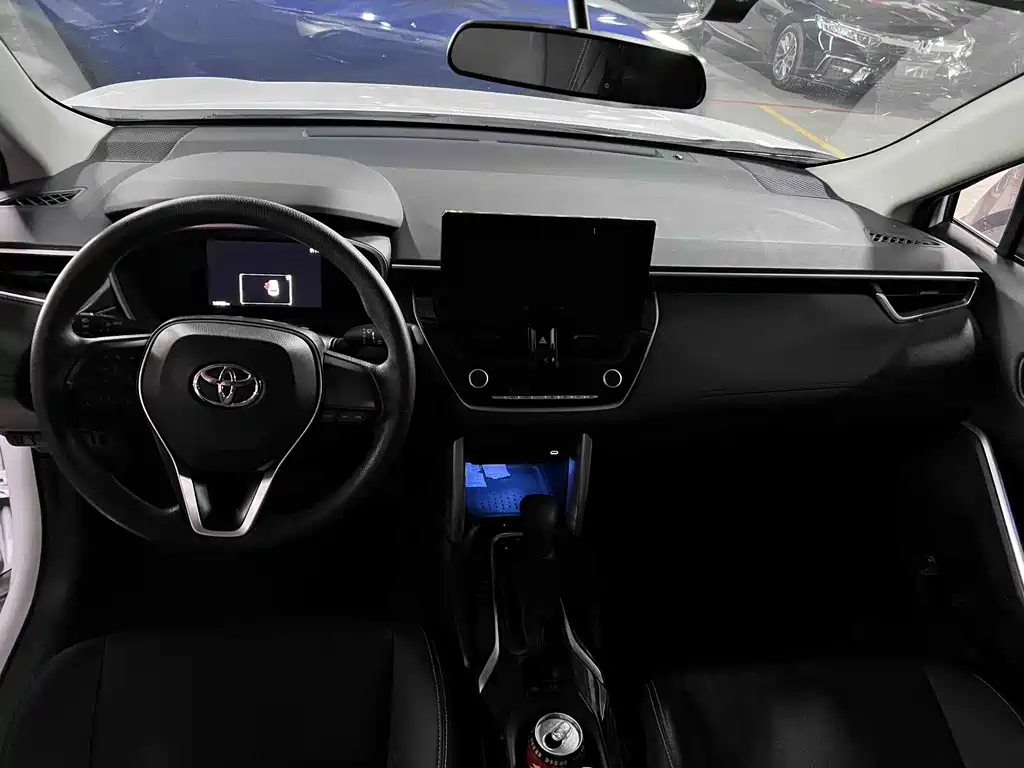 Toyota Frontlander — миниатюра 4