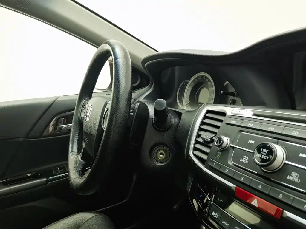 Honda Accord — миниатюра 22