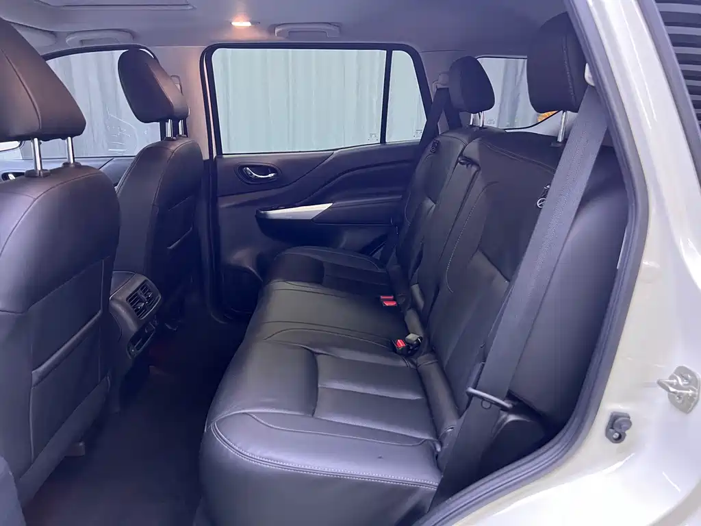 Nissan Terra — миниатюра 17