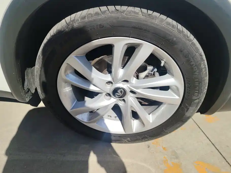 Infiniti QX30 — миниатюра 6
