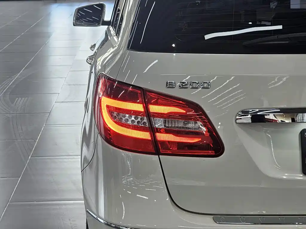 Mercedes-Benz B-Class — миниатюра 14
