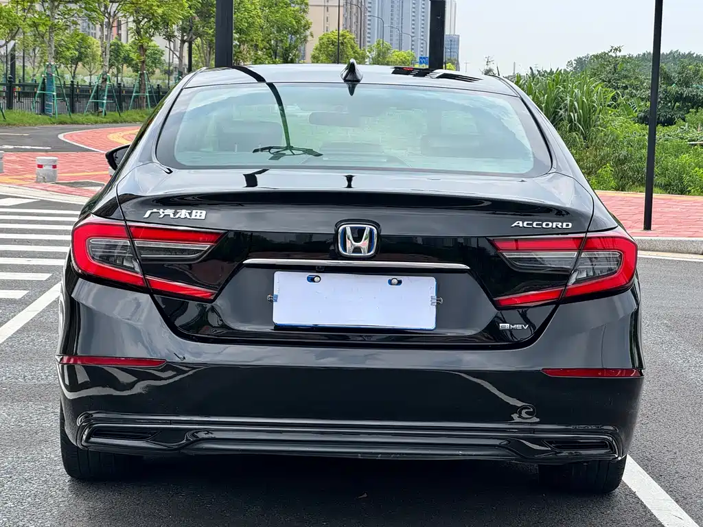Honda Accord — миниатюра 10
