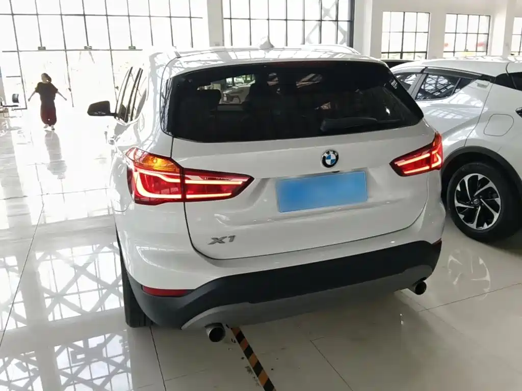 BMW X1 — миниатюра 6