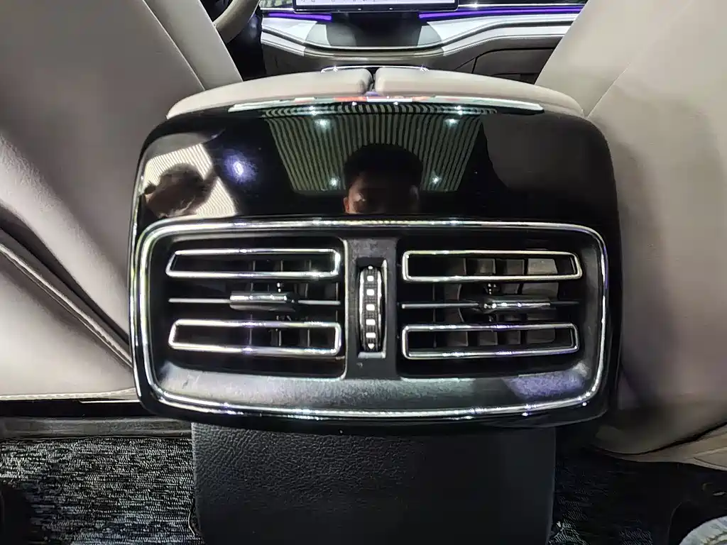 BYD Tang New Energy — миниатюра 16