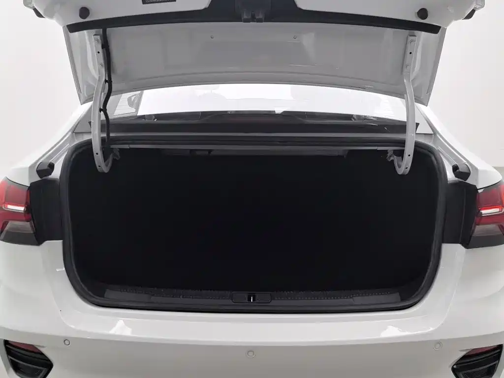 Roewe i5 — миниатюра 16