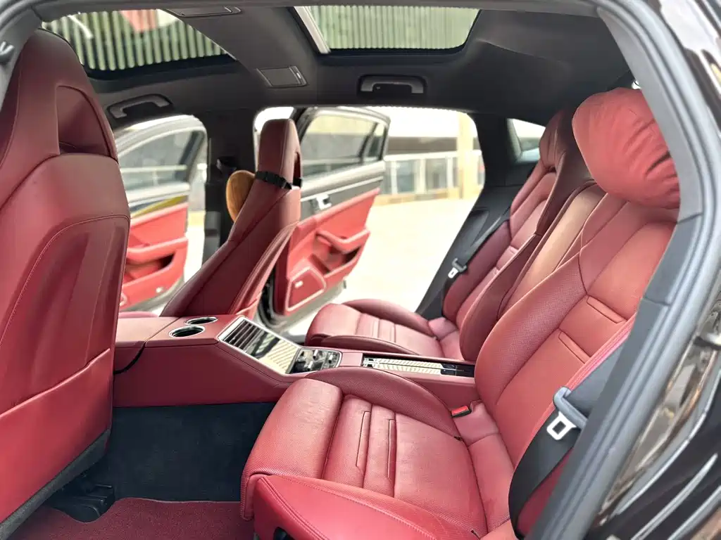 Porsche Panamera — миниатюра 5