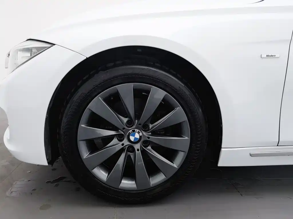 BMW 3 Series — миниатюра 17