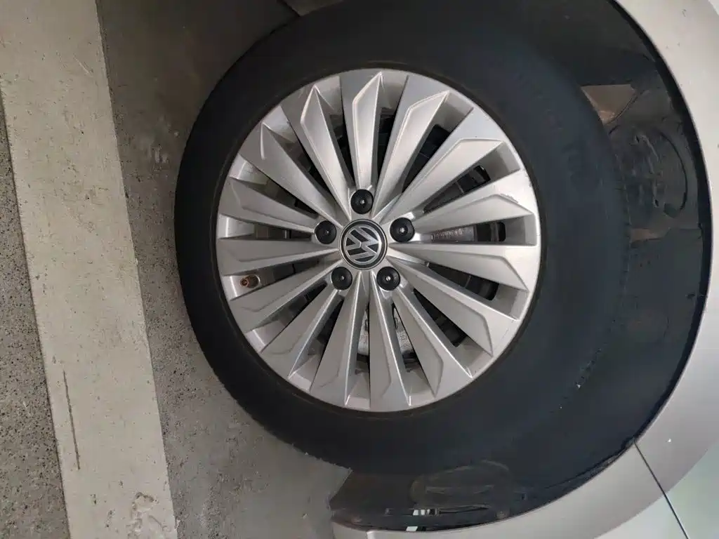 Volkswagen Lavida — миниатюра 24