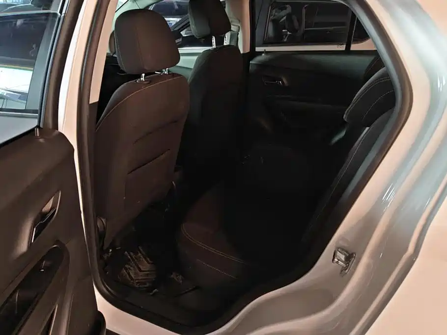 Chevrolet Trax — миниатюра 11