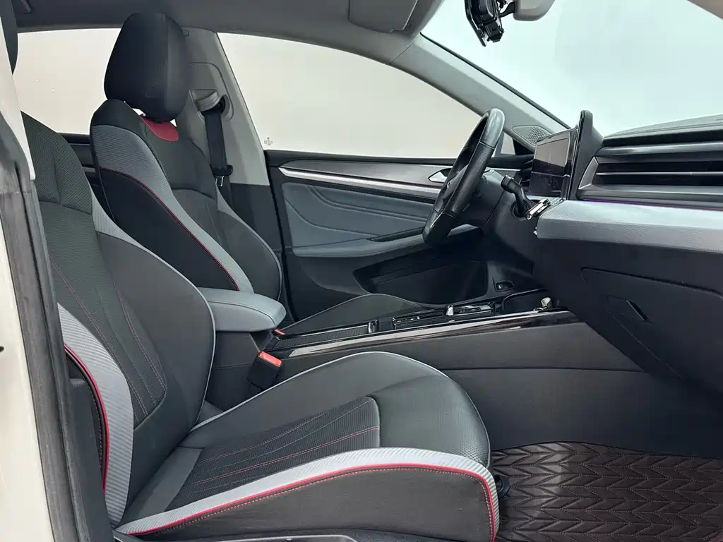 Volkswagen Lamando — миниатюра 9