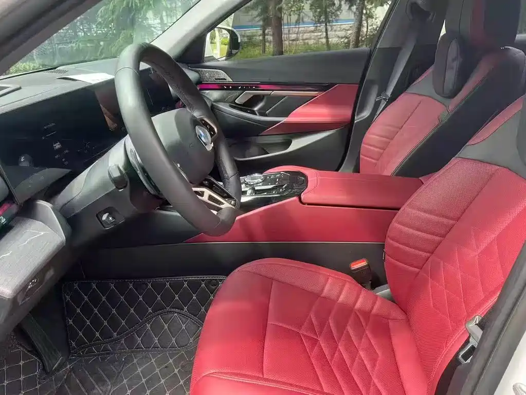 BMW 5 Series — миниатюра 4