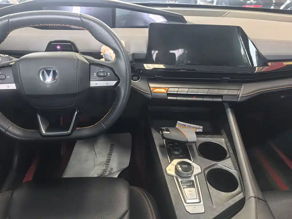 Changan UNI-V — миниатюра 12