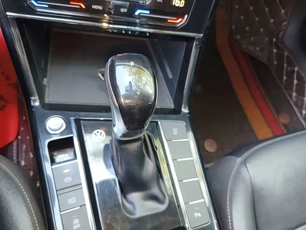 Volkswagen Passat — миниатюра 14