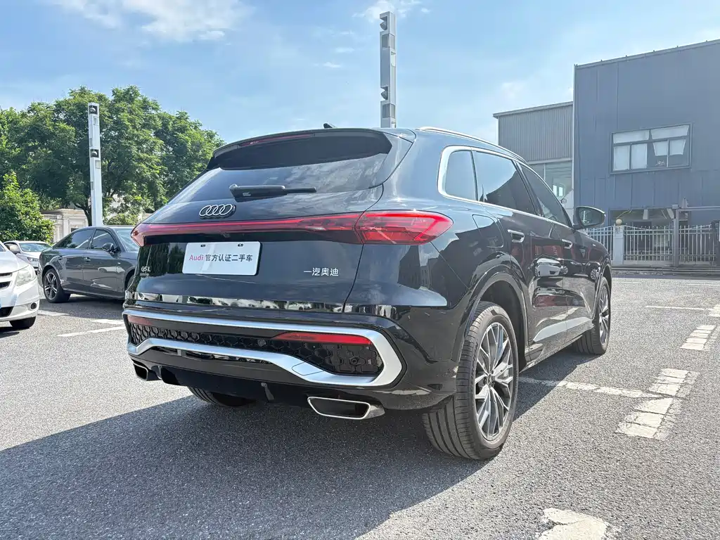 Audi Q5L — миниатюра 5