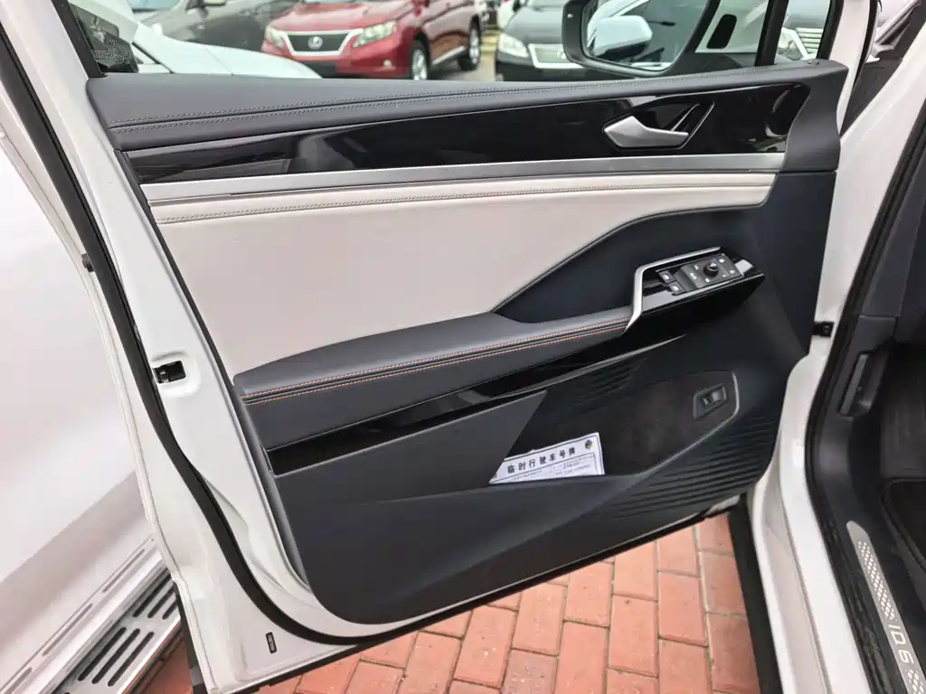 Volkswagen ID.6 Crozz — миниатюра 5