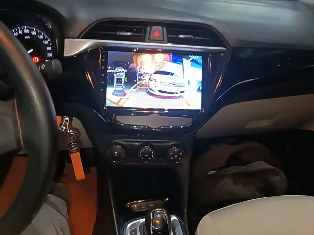 Buick Excelle — миниатюра 13