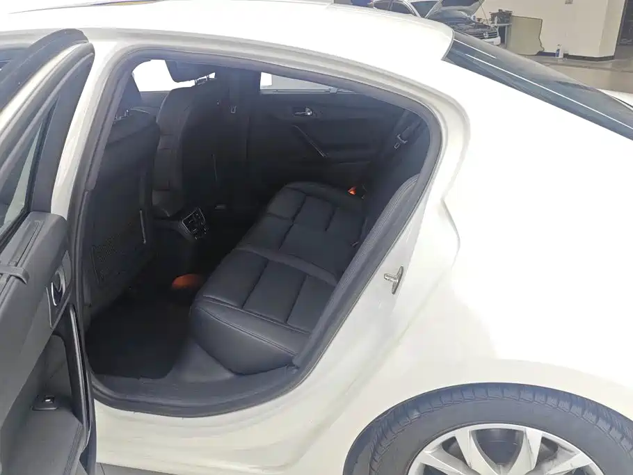Peugeot 508 — миниатюра 11