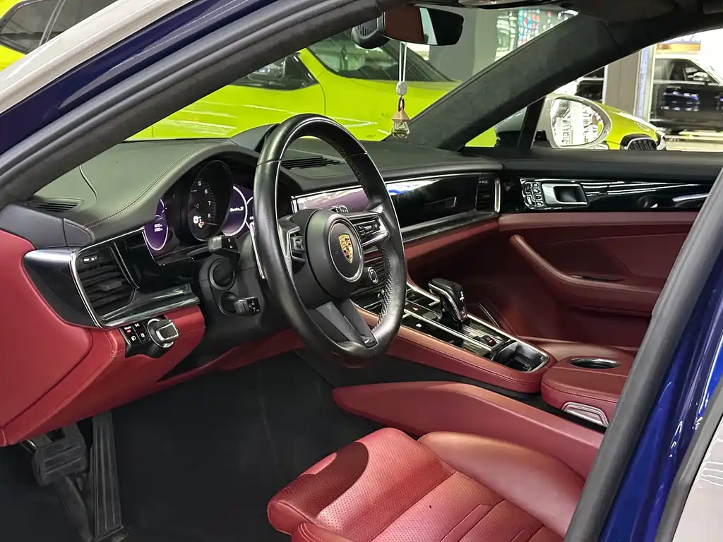 Porsche Panamera — миниатюра 4