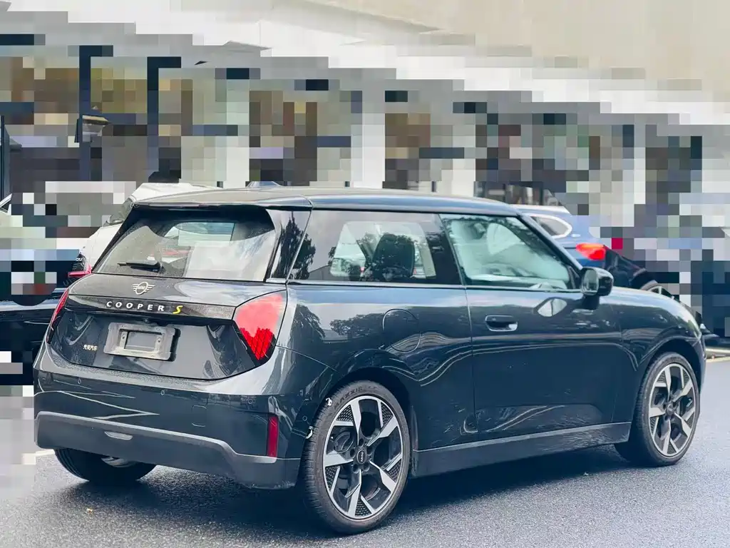 MINI MINI COOPER EV — миниатюра 6