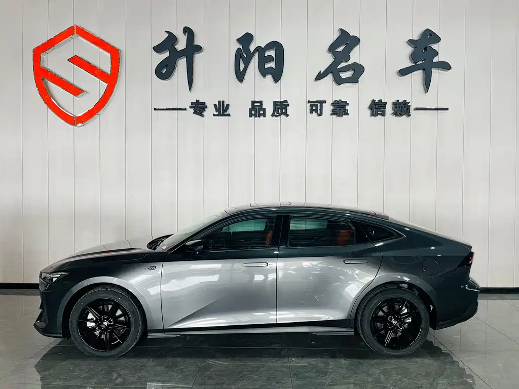 CHANGAN UNI V SMART IDD