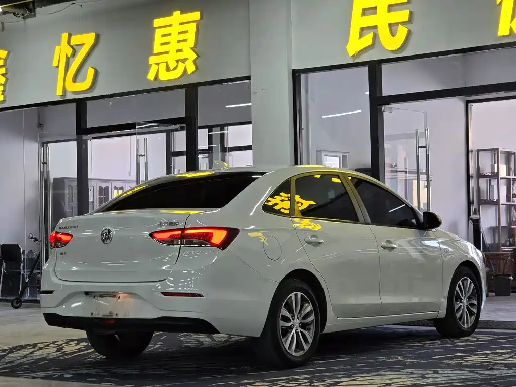 Buick Excelle — миниатюра 11