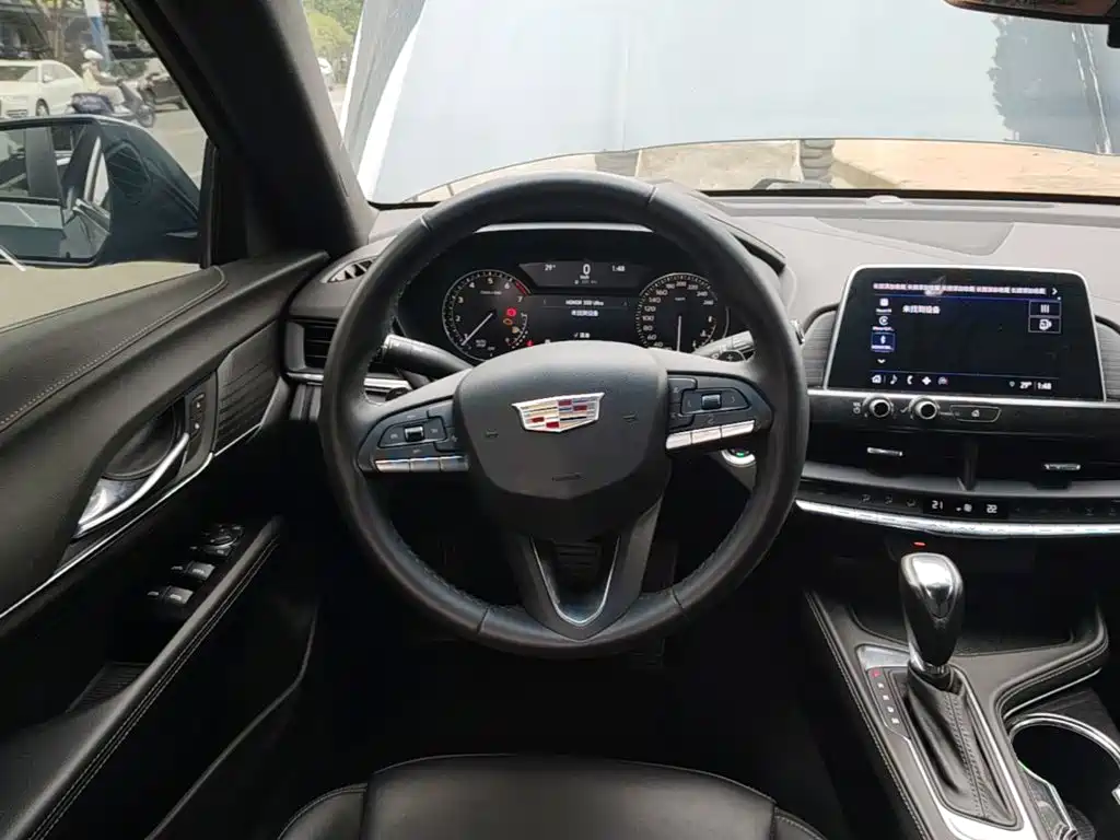 Cadillac CT4 — миниатюра 11