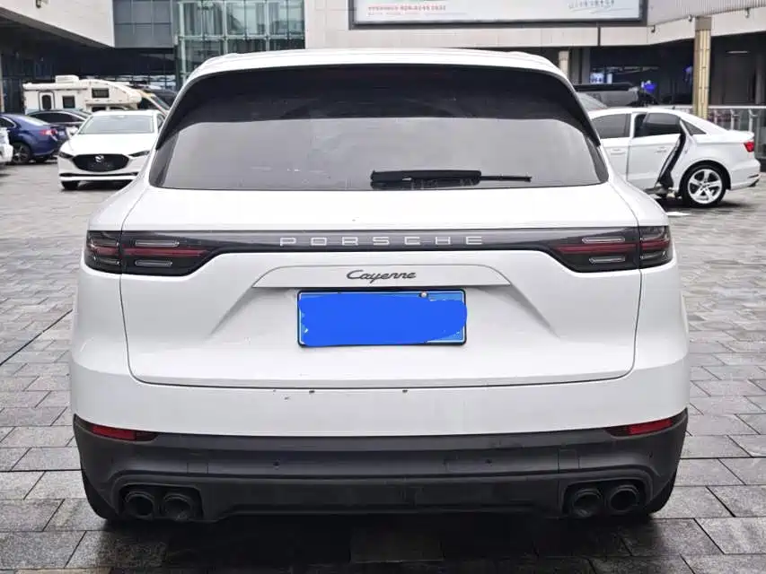 Porsche Cayenne — миниатюра 16