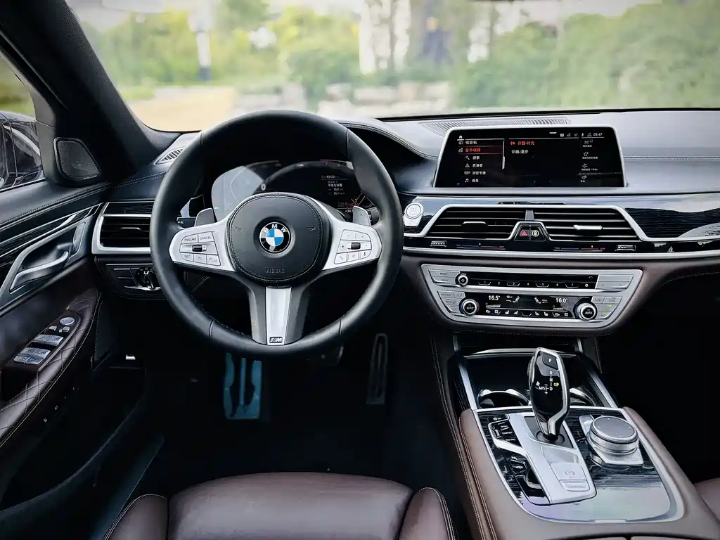 BMW 7 Series 7 2019 740Li Premium M Sport