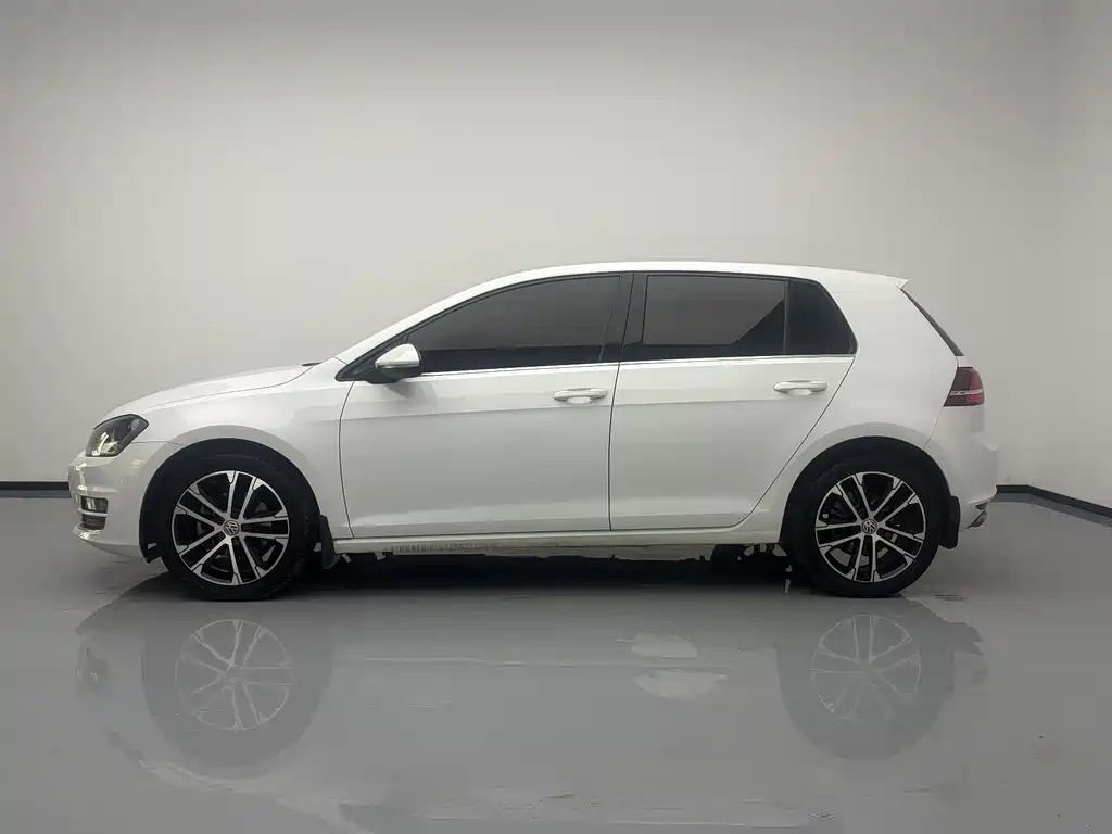 Volkswagen Golf 2017 230TSI AT Comfort