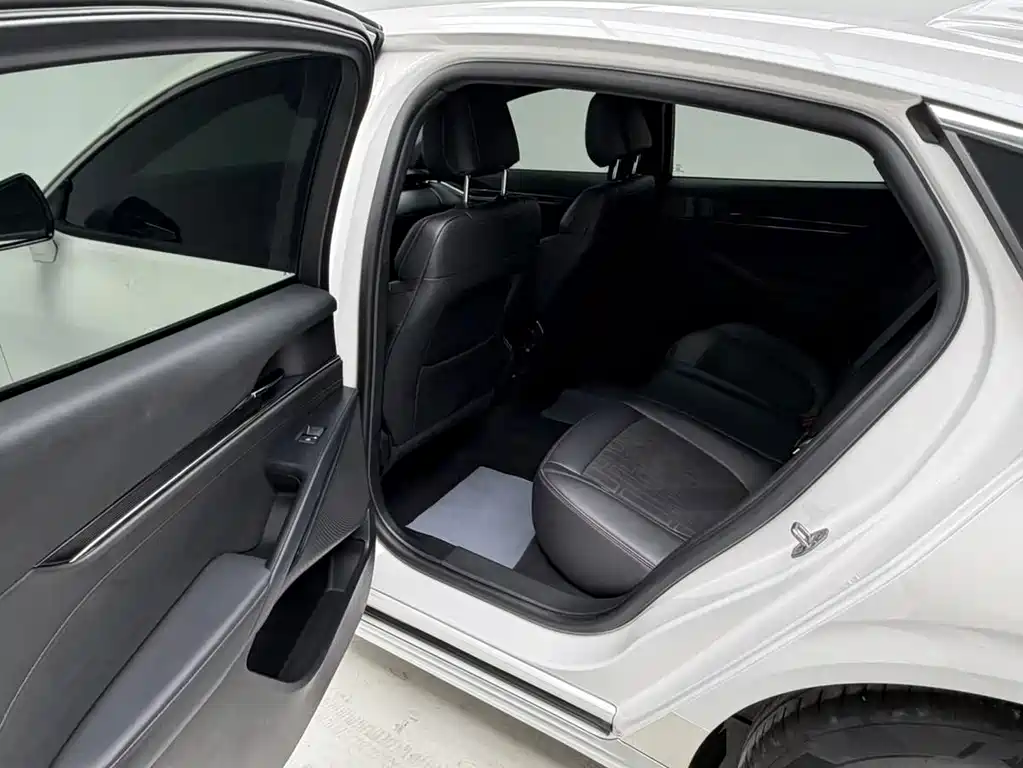 Ford Mondeo — миниатюра 17