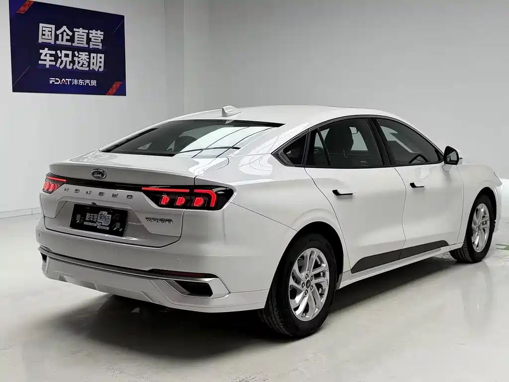 Ford Mondeo — миниатюра 4