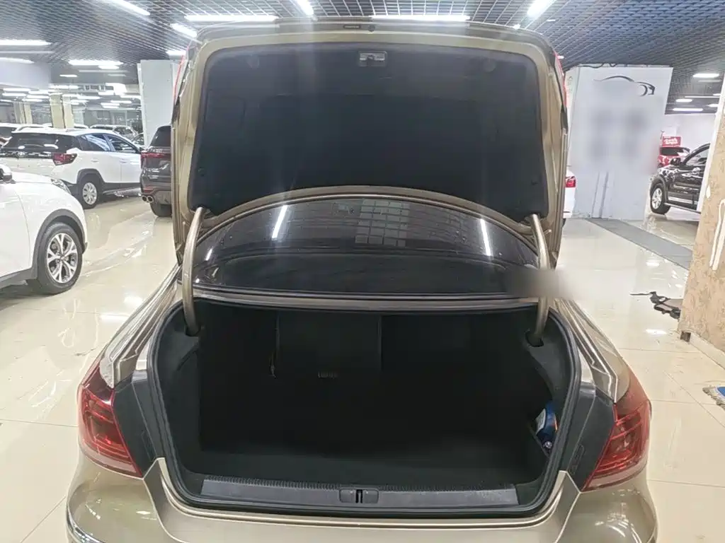 Volkswagen CC — миниатюра 19