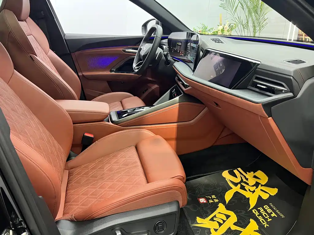 Audi Q5L — миниатюра 12
