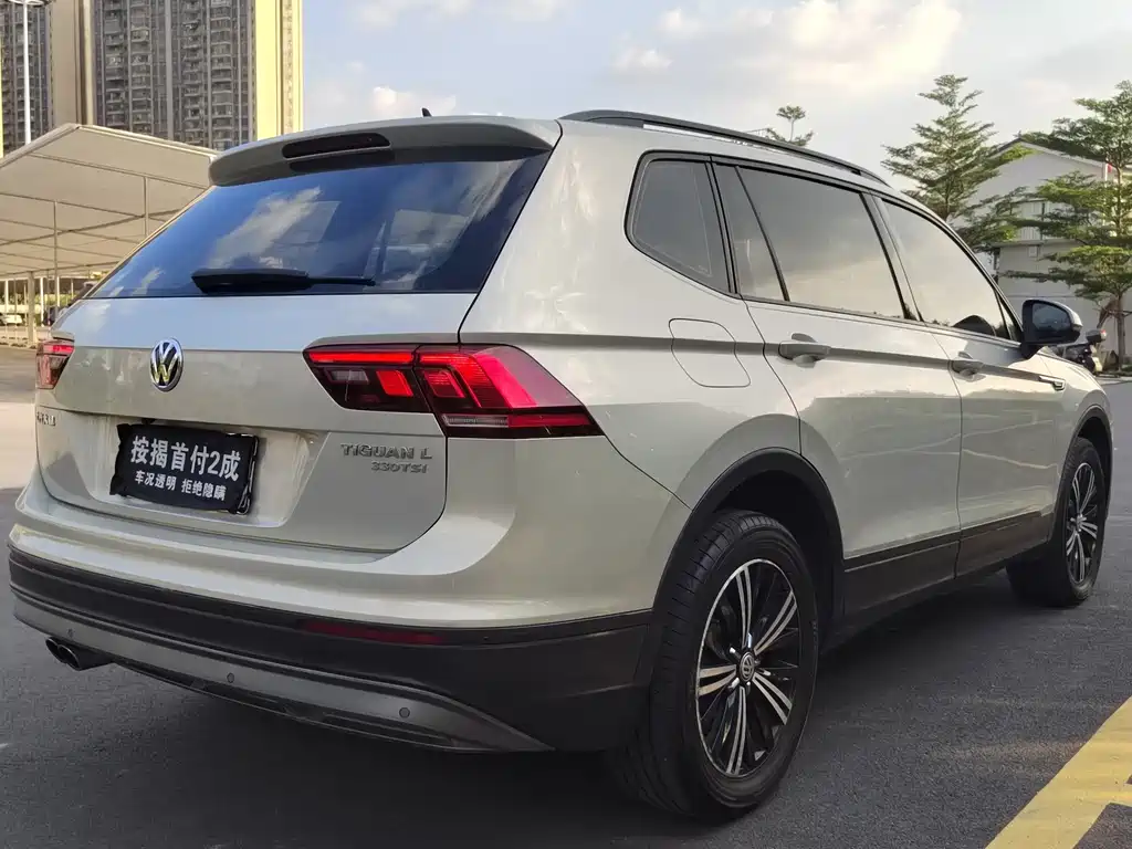 Volkswagen Tiguan L — миниатюра 4