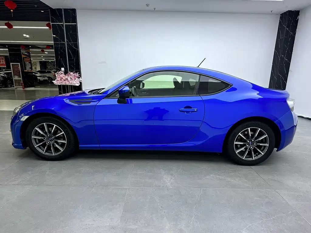 Subaru BRZ — миниатюра 5