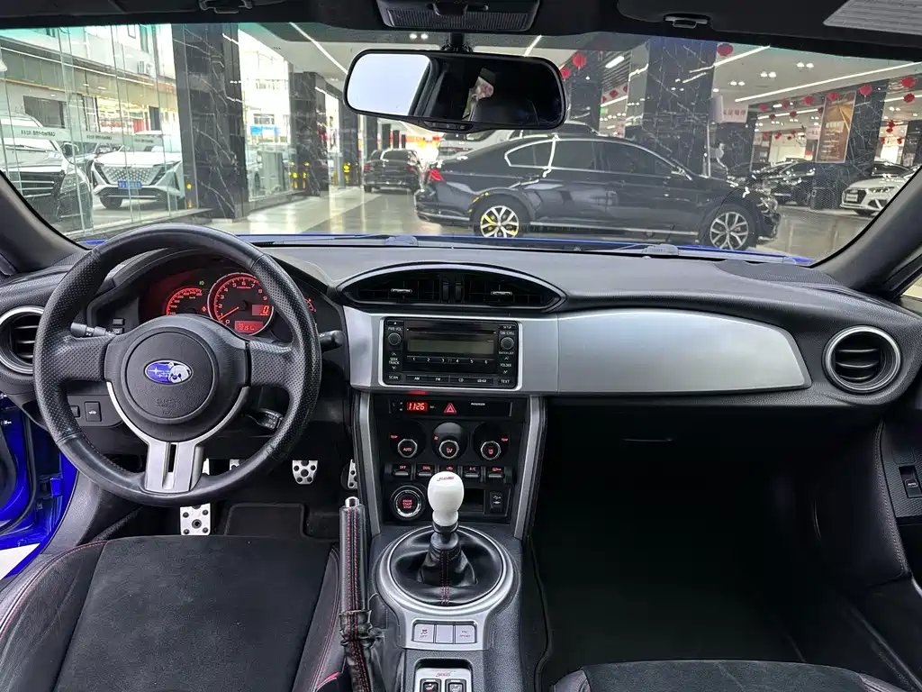 Subaru BRZ — миниатюра 7