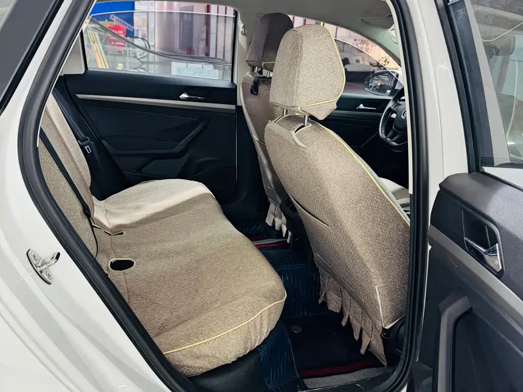 Volkswagen Lavida — миниатюра 11