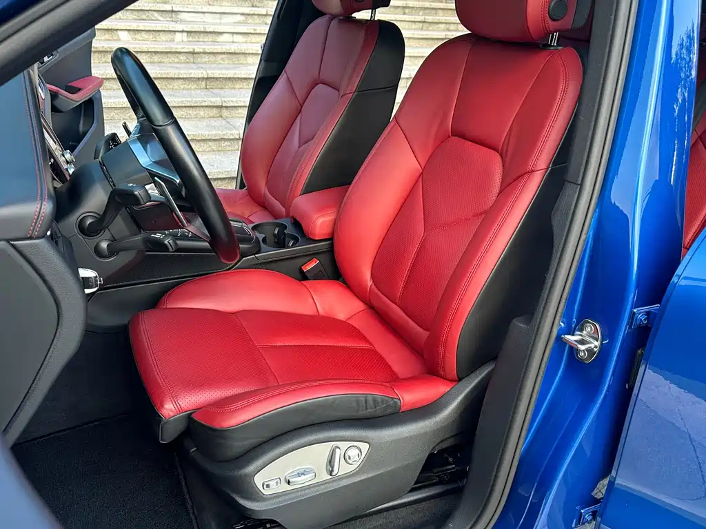 Porsche Macan — миниатюра 8