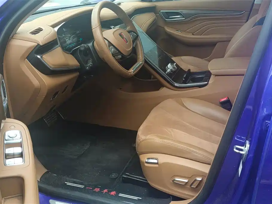 Roewe MARVEL X — миниатюра 8