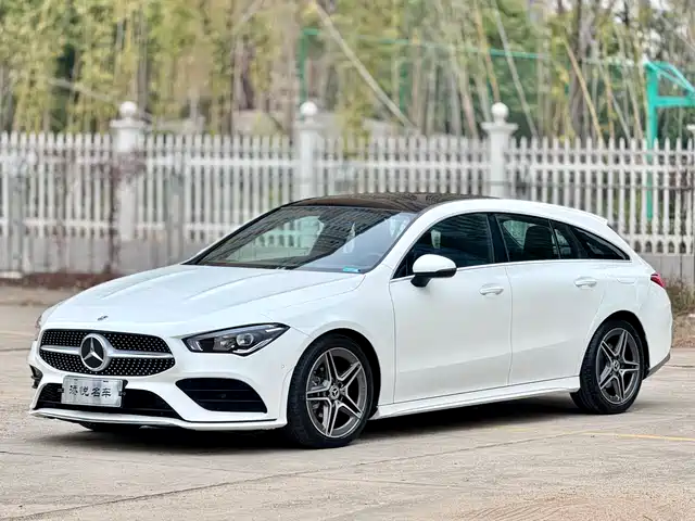 MERCEDES-BENZ CLA