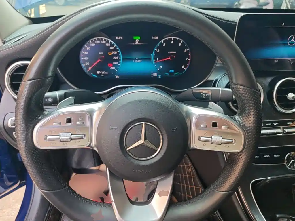 Mercedes-Benz C-Class — миниатюра 11