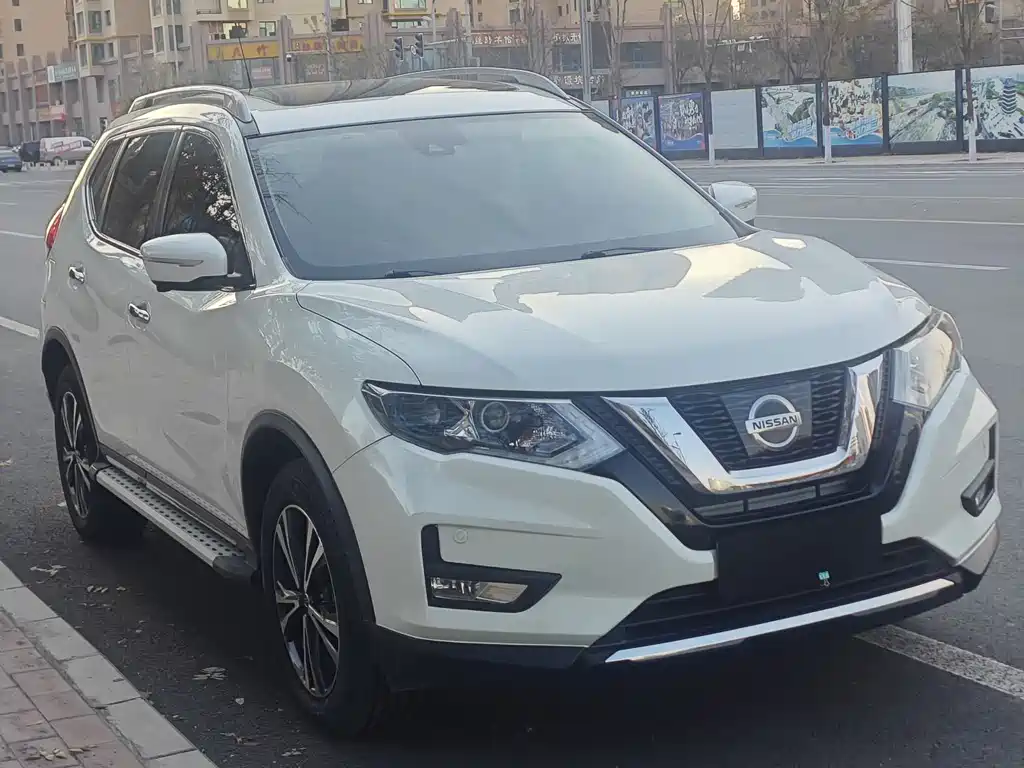 NISSAN QIJUN