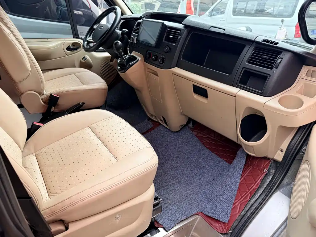 Ford Transit Custom — миниатюра 6