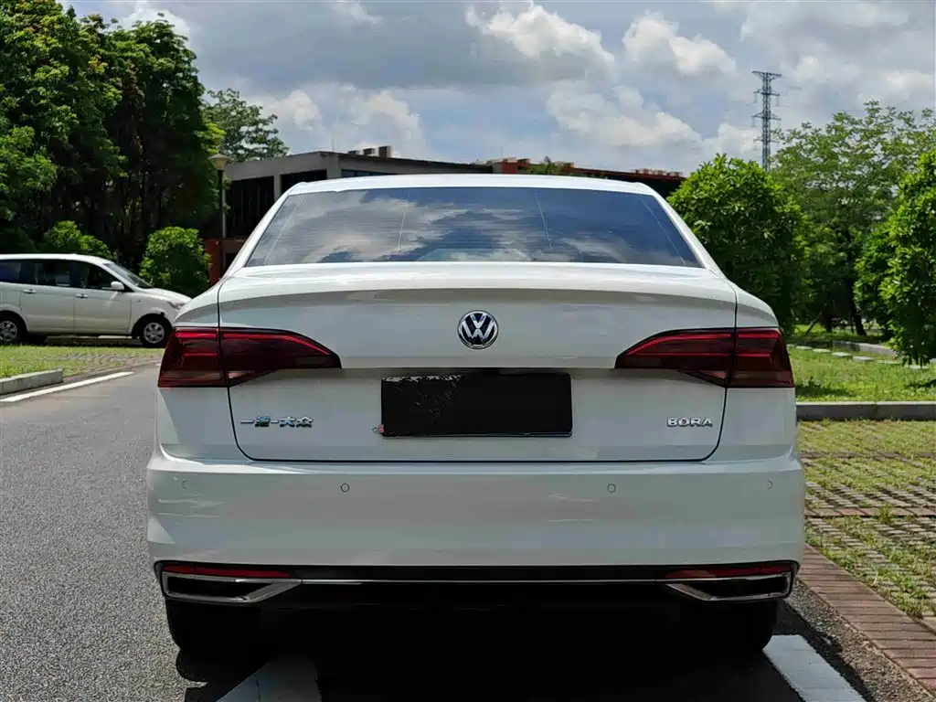 Volkswagen Bora 2020 1.5L AT Elite