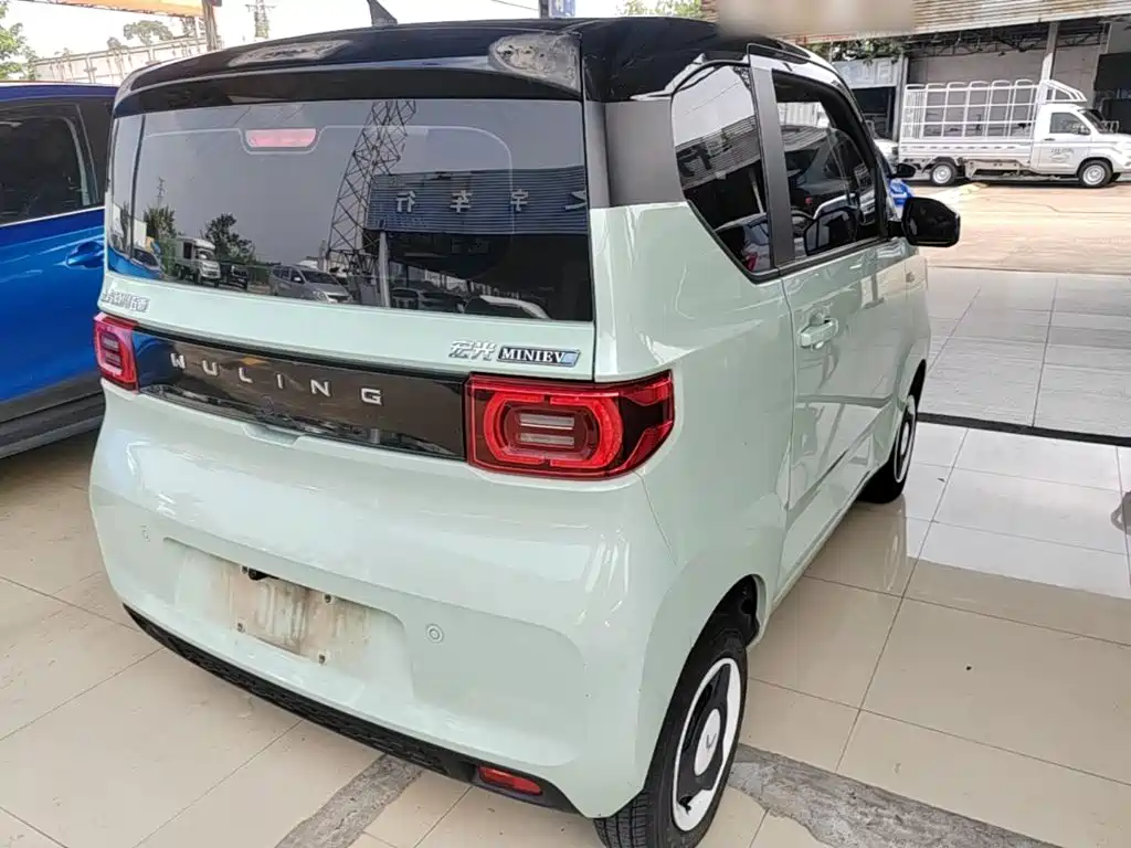 Wuling MINIEV — миниатюра 7