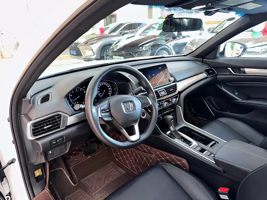 Honda Inspire — миниатюра 7