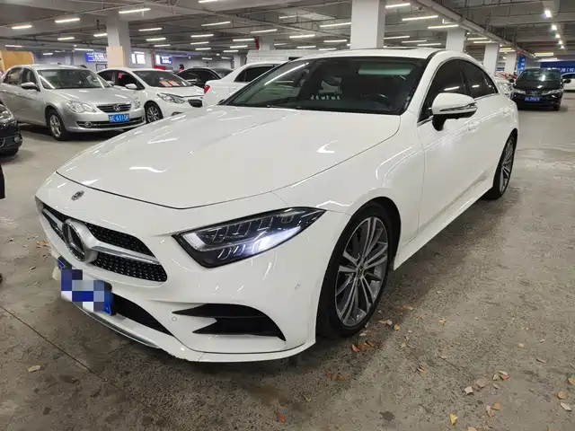 MERCEDES-BENZ CLS