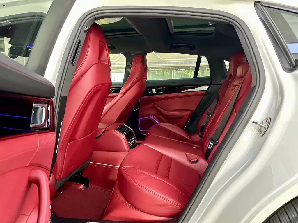 Porsche Panamera — миниатюра 6