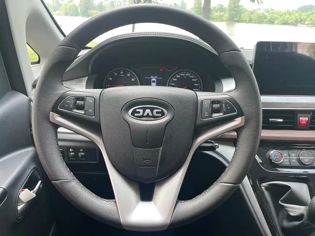 JAC Refine Refine M3 — миниатюра 18