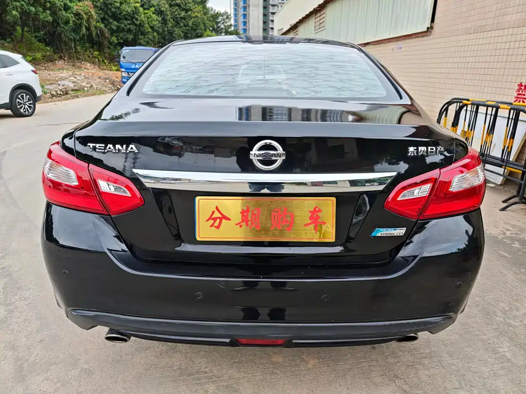 NISSAN TEANA